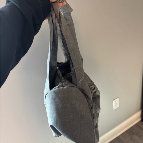 cute grey yoga gym bag! - Picture 2 of 4